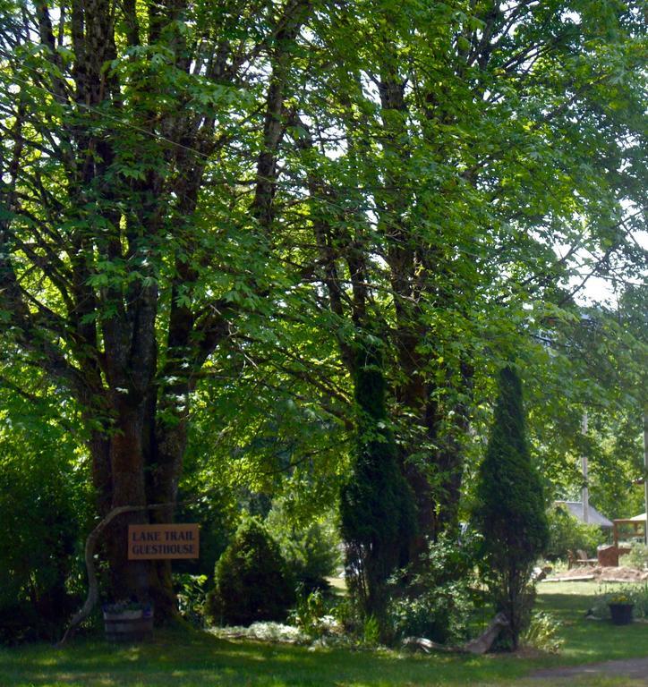 Lake Trail Guesthouse Cumberland Екстер'єр фото
