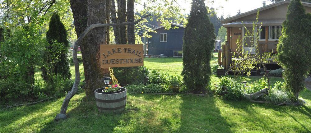 Lake Trail Guesthouse Cumberland Екстер'єр фото